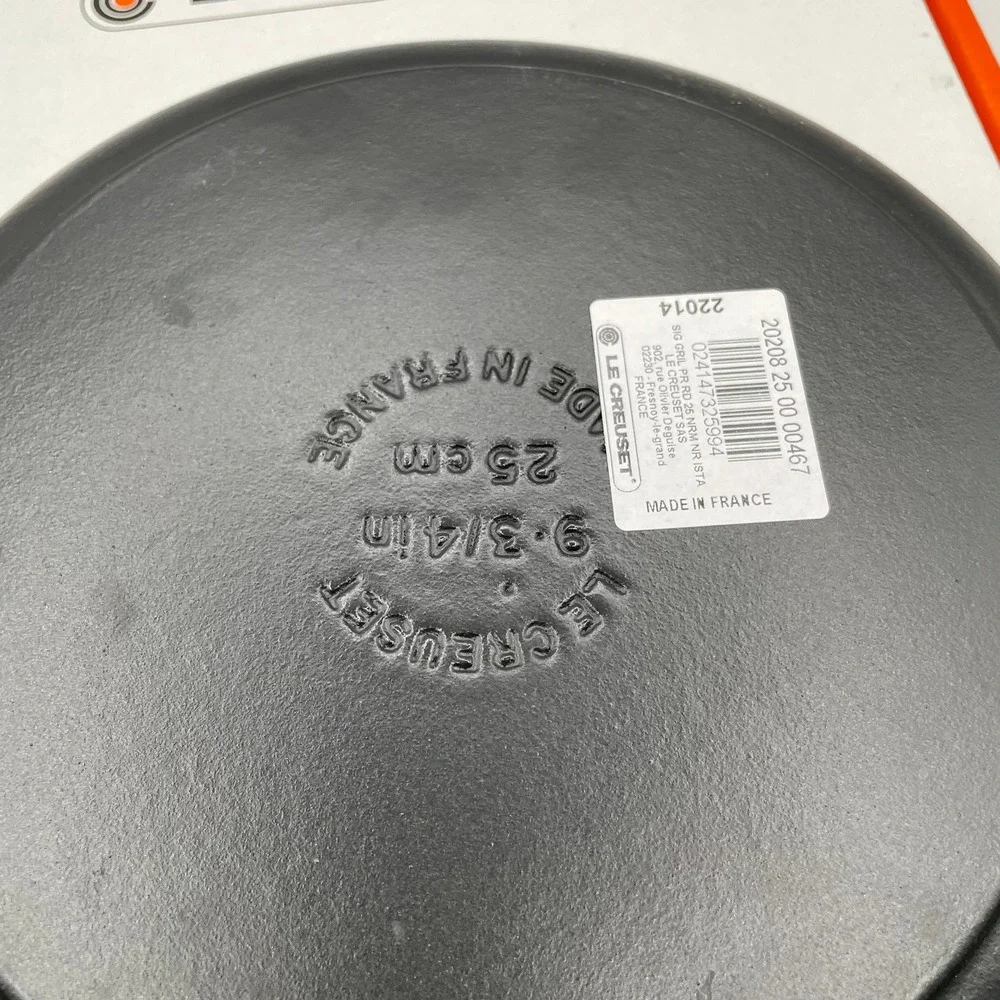 Le Creuset Enameled 9.75in 25cm Deep Grill Pan Round Matte Black Cast Iron